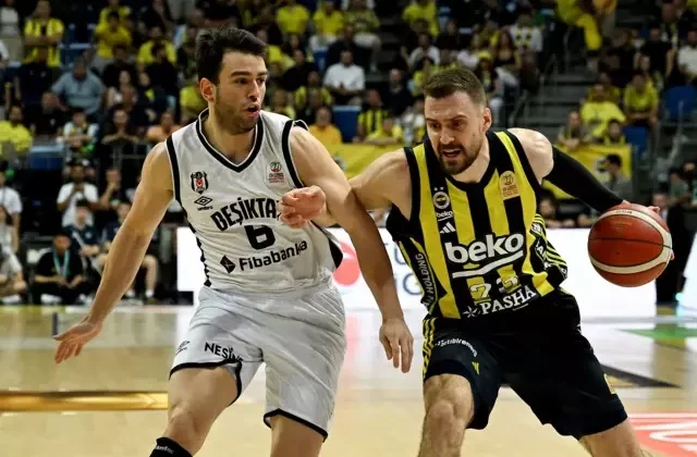 Fenerbahçe Beko, Beşiktaş Fibabanka’yı serinin ilk maçında 18 sayı farkla devirdi