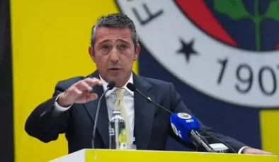 Fenerbahçe’de imza çıkmazı! Tarih bir kez daha ertelendi
