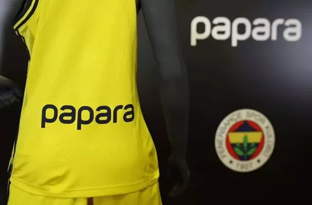 Fenerbahçe Papara ile olan sponsorluğu iptal etti
