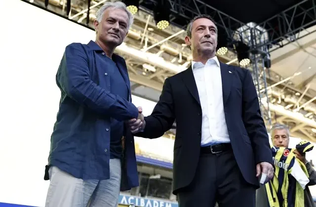 Fenerbahçe’de kalacak mı? Ali Koç’tan Jose Mourinho için son karar