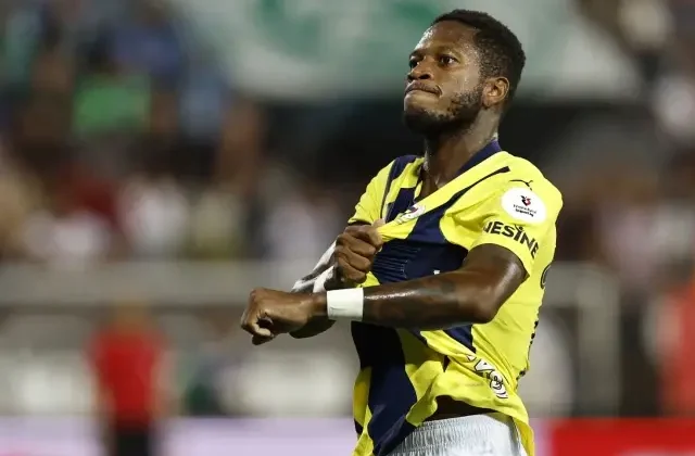Fenerbahçeli Fred, transferde görüştüğü takımı itiraf etti