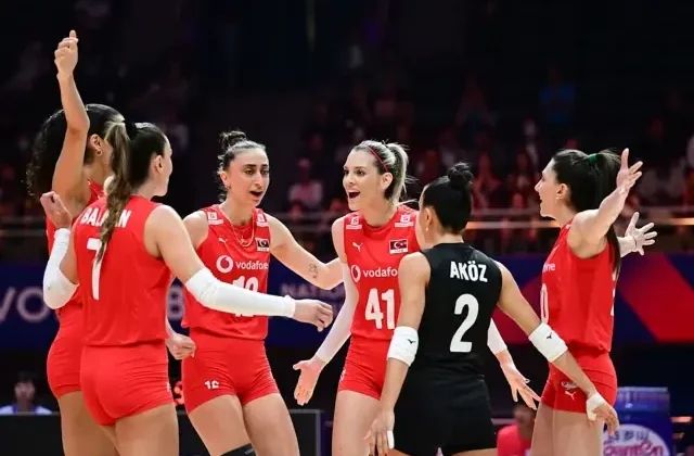Filenin Sultanları, Polonya’yı da devirdi