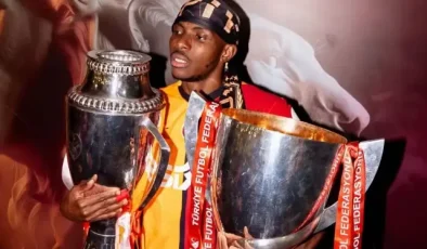 Galatasaray’a Osimhen transferinde 25 milyon euroluk müjde