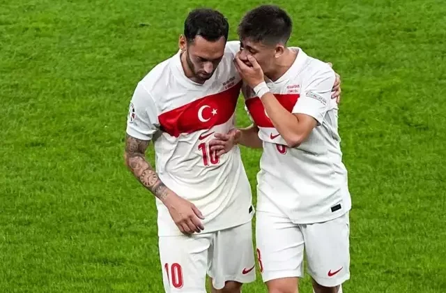 Galatasaray transferde durmak bilmiyor! Milli yıldızımıza da resmi teklif ilettiler