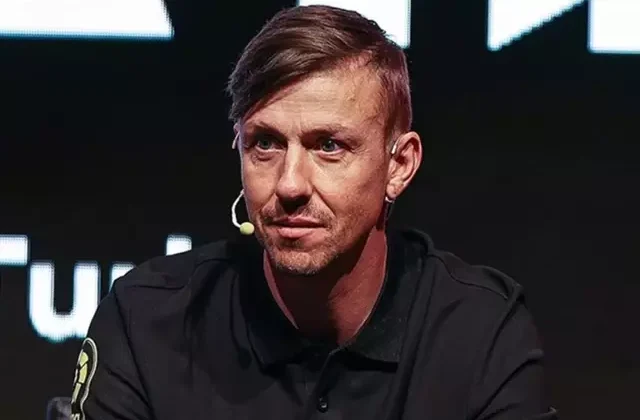 Guti’den dünyaca ünlü yıldıza mesaj: Galatasaray’a gitme