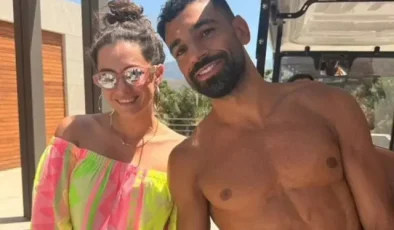 Hande Doğandemir, dünyaca ünlü futbolcu Salah ile fotoğrafını paylaştı