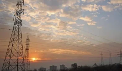 İran’da enerji krizi! Hükümet 160 kurumun elektriğini kesti