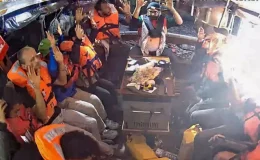 İsrail, alıkoyduğu Madleen gemisindeki aktivistlere zorla belge imzalatmaya çalıştı