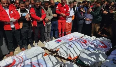 İsrail askerleri Gazze’de yardım merkezine ateş açtı: 15 kişi öldü