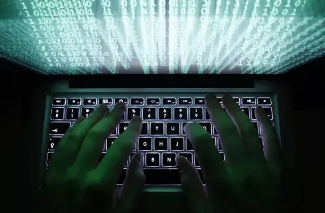 İsrail’e siber saldırı! Telefonlara ‘sığınaklara gitmeyin’ mesajı gönderildi