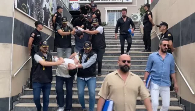 İstanbul Emniyeti’nden organize suç örgütüne 4 ilde operasyon: 14 tutuklu