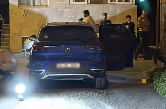 İstanbul’da otomobilde kanlı infaz