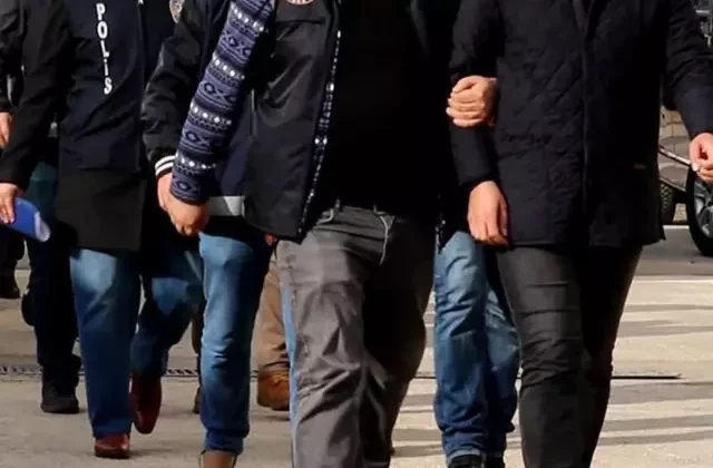 İstanbul’da suç örgütüne büyük darbe! 20 kişi tutuklandı
