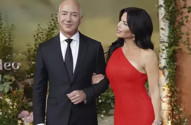 Jeff Bezos ve Lauren Sánchez’in haftalar önce gizlice evlendiği ortaya çıktı