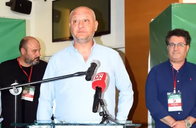 Karşıyaka’da Aygün Cicibaş kapı kapı dolaşacak