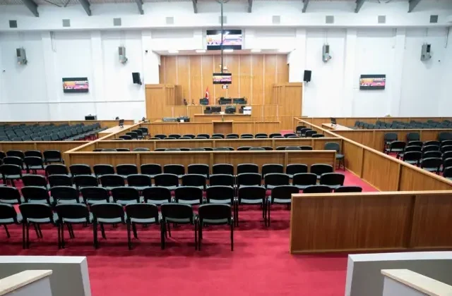 Kartalkaya yangın faciası davası için spor salonu, 700 kişilik duruşma salonuna dönüştürüldü