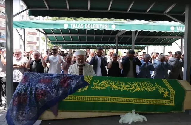 Kayseri’de Kırım Kongo Kanamalı Ateşi nedeniyle genç kadın hayatını kaybetti