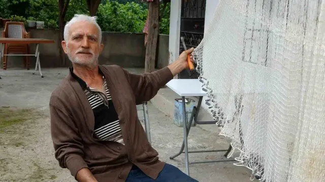 Koyun otlatırken öğrendiği zanaat hayatını değiştirdi! Tekini 6 bin 500 liraya satıyor