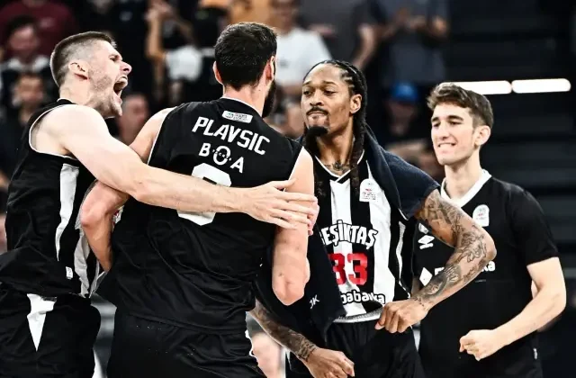 Ligde final oynayan Beşiktaş Fibabanka’da 6 ayrılık birden