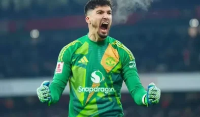 Manchester United satışa koydu! Altay Bayındır’a Türkiye’den sürpriz talip