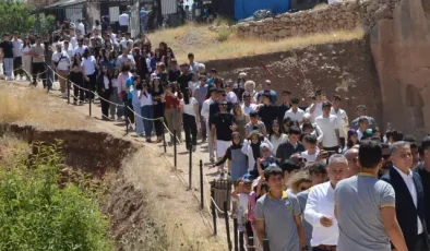 Mardin’e Kurban Bayramı’nda turist akını! Yer bulamayanlar komşu kentlerde kalıyor