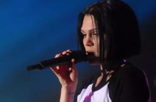 Meme kanseriyle mücadele eden Jessie J’den yeni haber