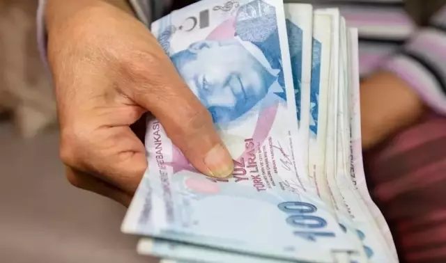 Merakla beklenen rapor paylaşıldı! İşte emekli zammı konuşulan rakam