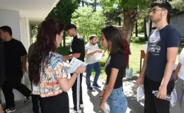 Milyonlarca öğrenci ter döküyor! YKS’nin ilk oturumu TYT başladı