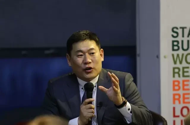 Moğolistan Başbakanı Oyun-Erdene istifa etti