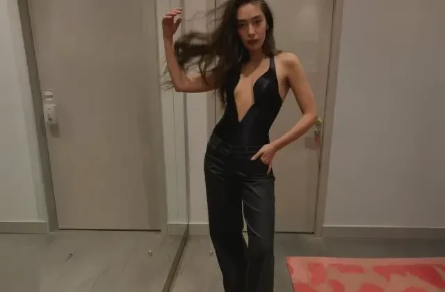 Neslihan Atagül’den yatakta kutlama pozu