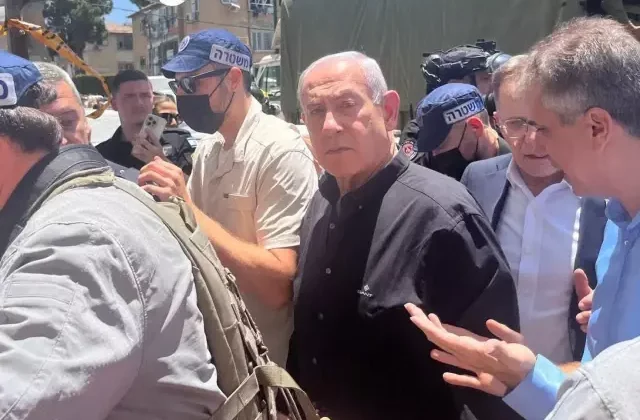 Netanyahu: Bu bir kurtuluş savaşı, İran sivilleri öldürmenin bedelini çok ağır ödeyecek