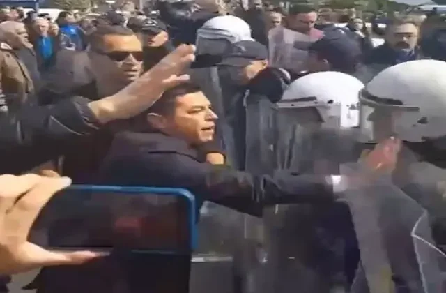 Polis barikatına saldıran CHP’li başkana kamu davası