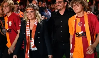 Şampiyonluk kutlamalarında yuhalanan Efe Akman için Premier Lig iddiası