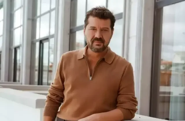 Trafikte çılgına dönen İlker Aksum’dan ağır küfür ve hakaret!
