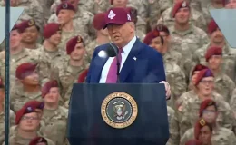 Trump: ABD bayrağını yakanlar hapse girmeli