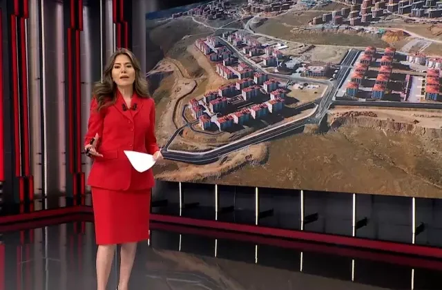 tv100 Ana Haber sunucusu Kübra Par: Murat Kurum’u bu başarısı için kutlamak gerek