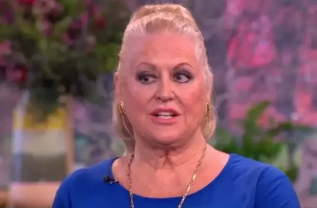 Ünlü sunucu Kim Woodburn 83 yaşında yaşamını yitirdi