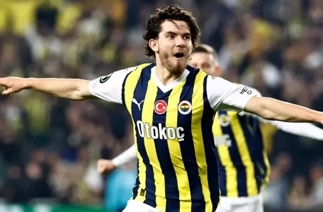 Valizlerini bile topladı! Ferdi Kadıoğlu Süper Lig’e geri dönüyor