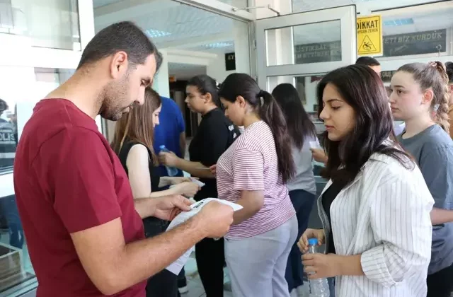 YKS’nin ikinci oturumu AYT başladı