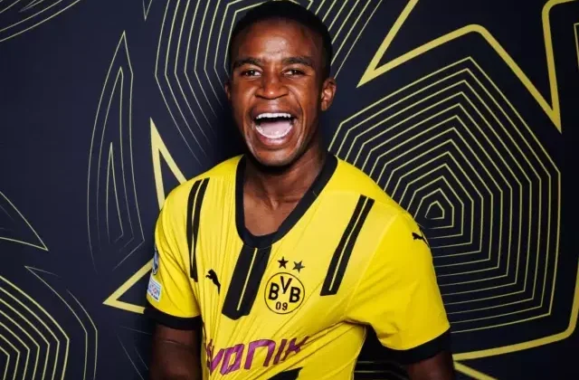 Youssoufa Moukoko, 8.5 milyon euro maaşı bırakıp Kopenhag’a imza atıyor