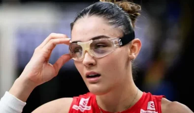 Zehra Güneş’in maç esnasında gözlük takmasının sebebi belli oldu