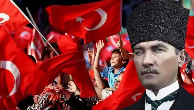 15 Temmuz etkinliklerinde “Atatürk fotoğrafları yasaklandı” iddiasına yalanlama