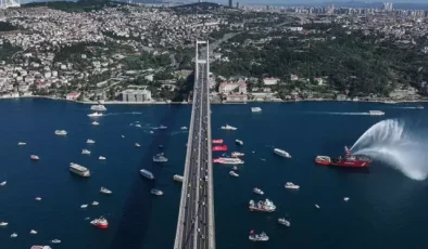 15 Temmuz şehitleri anısına 253 tekne boğazdan geçti