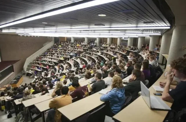 4 üniversitede 14 fakülte ve enstitü kapatıldı