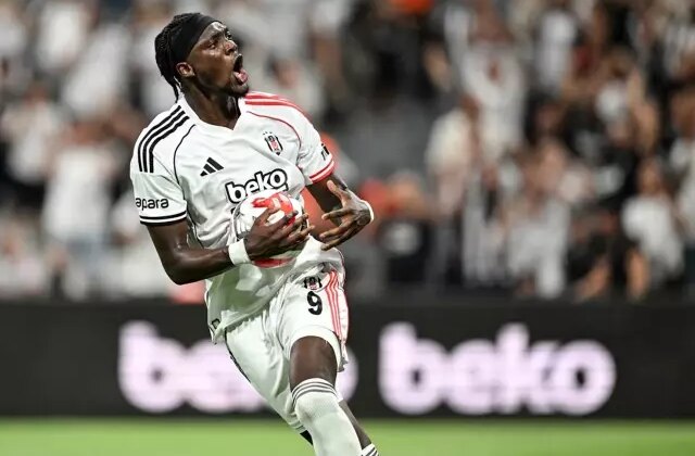 Abraham’dan Shakhtar Donetsk’e tepki: Tur bitmiş gibi sevindiler, onlara göstereceğiz
