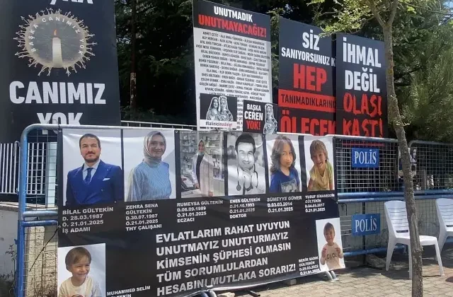 Acılı anneden duruşmaya damga vuran sözler: Siz ölmeyin, her gün “78 kişinin katiliyim” diye inleyin