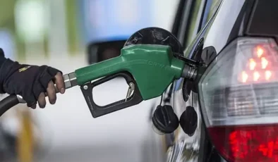 Akaryakıta yeni zam! Bir eşik daha aşılıyor