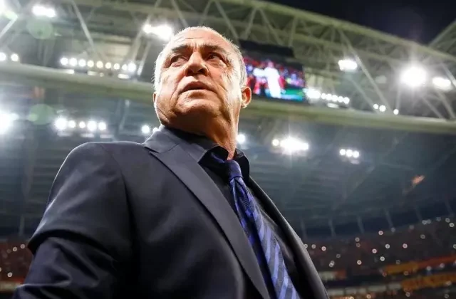 Al-Shabab, Fatih Terim’le yolları ayırdı! Seçtikleri veda türküsü dikkat çekici