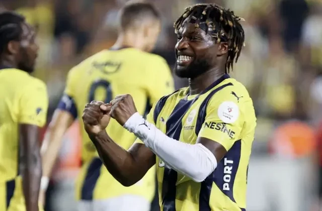 Alllan Saint-Maximin geri dönüyor