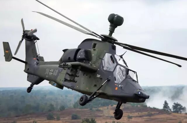 Almanya’da askeri helikopter düştü! Mürettebat kayıp